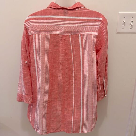 Dash Coral 3/4 Sleeve Roll Tab Button Front Woven Shirt Small S NWT - Picture 4 of 6